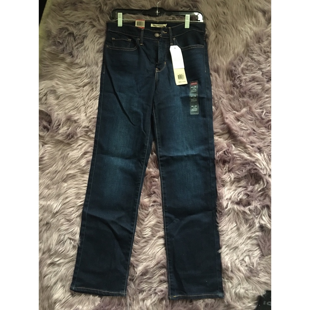 Brand New Mid Rise Levi Jeans